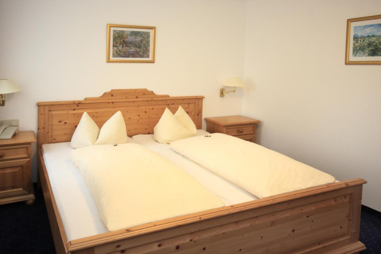 Hotel Trasen Waldkraiburg Εξωτερικό φωτογραφία